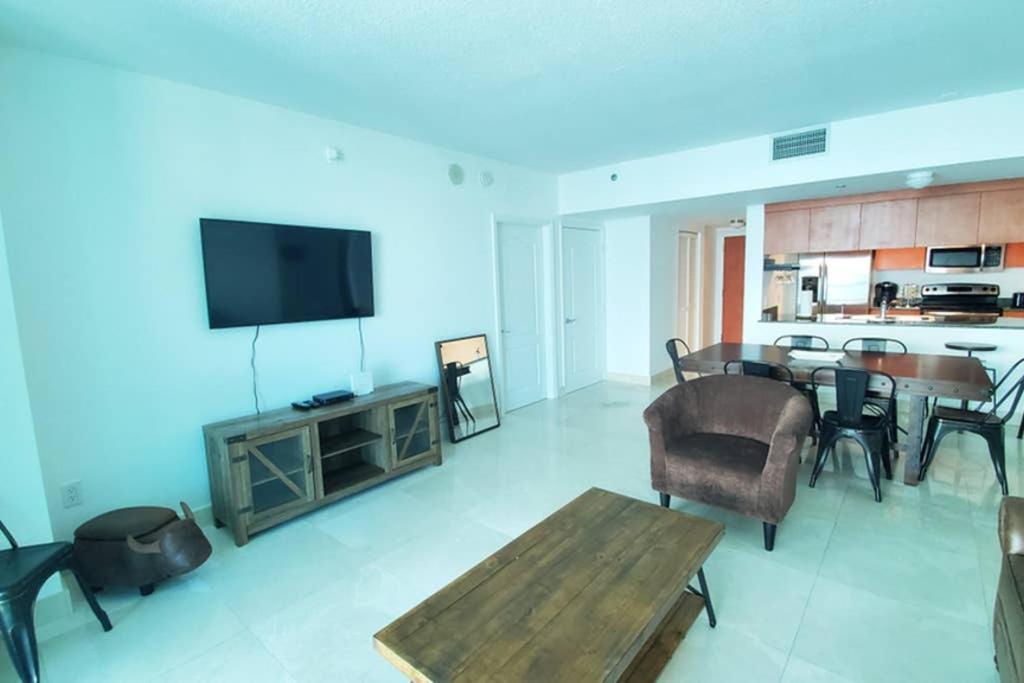 Luxury Penthouse Brickell 3 Bedrooms Free Parking Miami Bagian luar foto