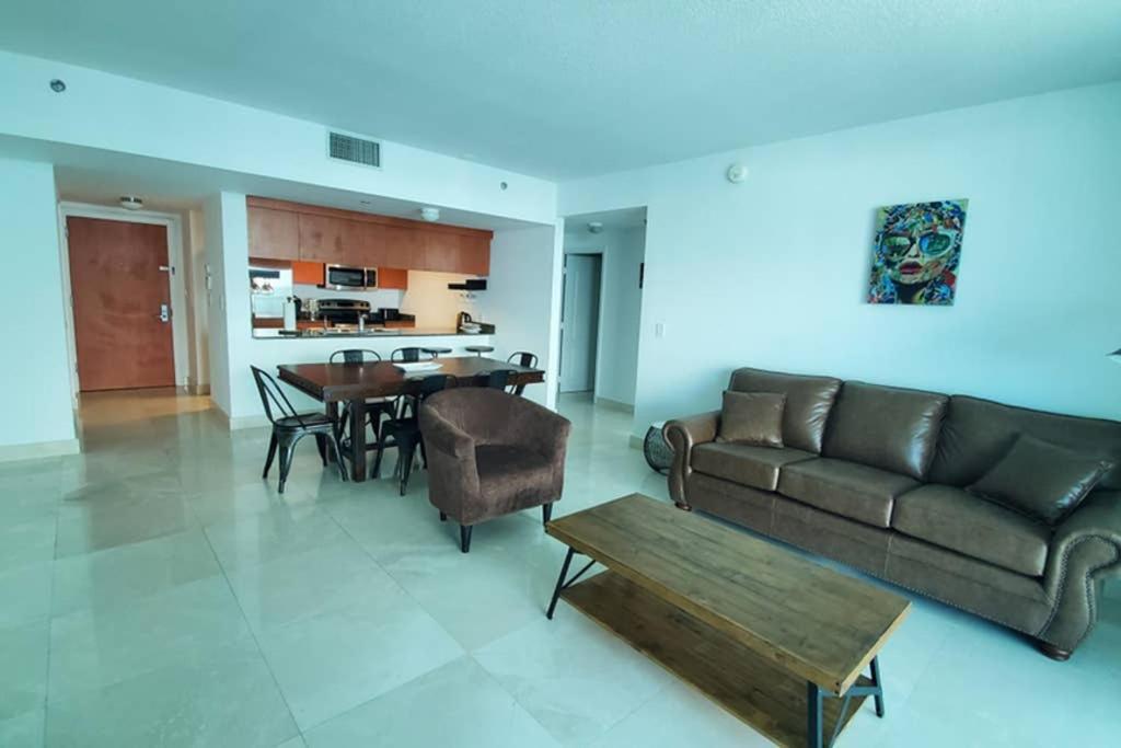 Luxury Penthouse Brickell 3 Bedrooms Free Parking Miami Bagian luar foto